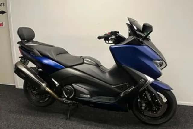 Yamaha Tmax SX (2020) thumbnail 4