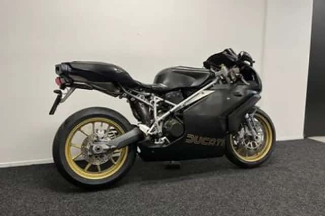 Ducati 749 Dark (2005) thumbnail 5