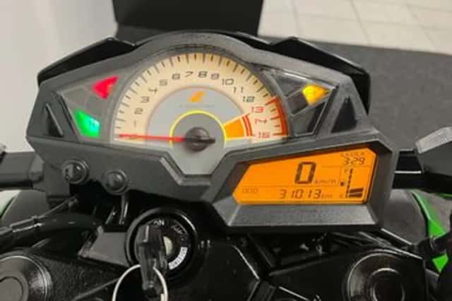 Kawasaki Z300 (2016) thumbnail 2