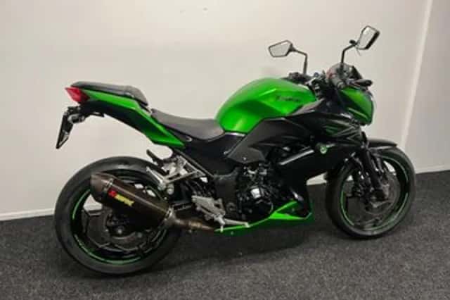 Kawasaki Z300 (2016) thumbnail 4