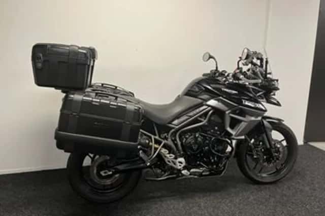 Triumph Tiger 800 XRX (2016) thumbnail 4