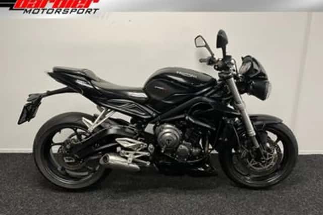 Triumph Street Triple S (2018) thumbnail 1