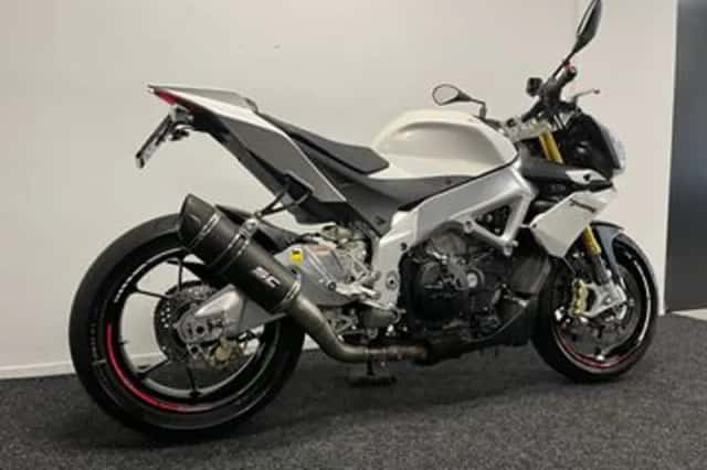 Aprilia Tuono V4 (2012) thumbnail 5