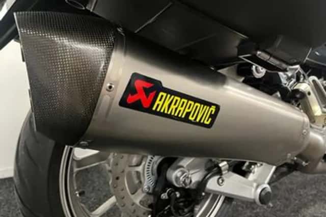Kawasaki GTR 1400 (2008) thumbnail 3