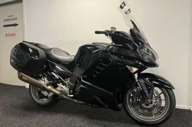 Kawasaki GTR 1400 (2008) thumbnail 4