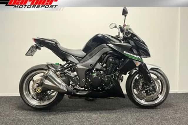 Kawasaki Z1000 (2010) thumbnail 1