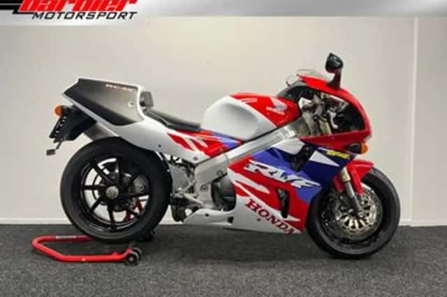 Honda RC 45 HRC (1995) thumbnail 1