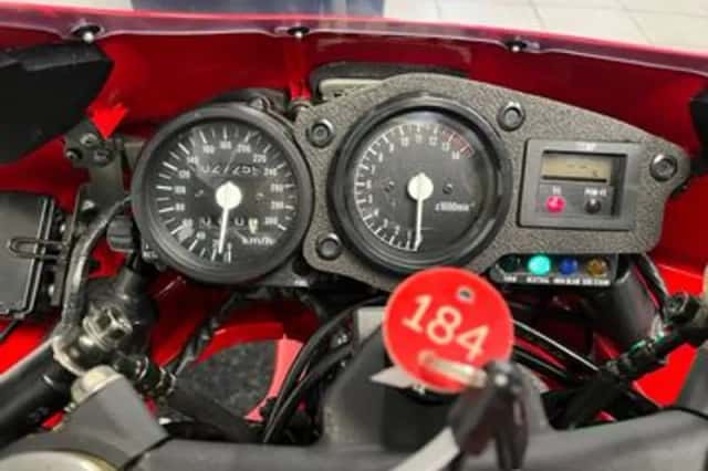 Honda RC 45 HRC (1995) thumbnail 2