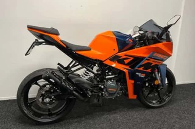 KTM RC 125 (2024) thumbnail 6