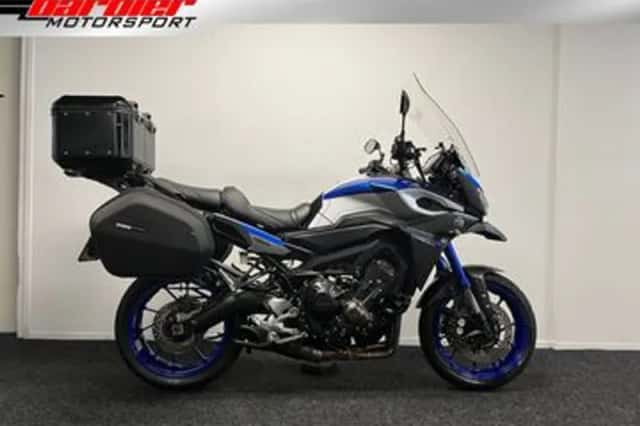 Yamaha Tracer 900 (2016) thumbnail 1