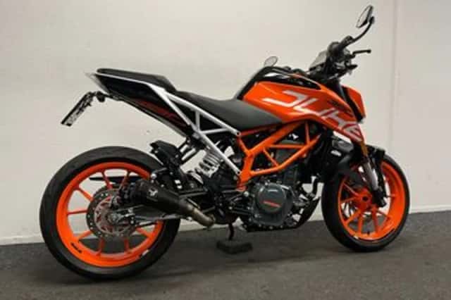KTM 390 Duke (2019) thumbnail 5