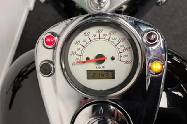 Honda VT 750C2 Shadow (1999) thumbnail 2