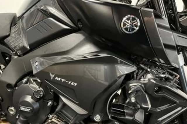 Yamaha MT-10 (2017) thumbnail 4