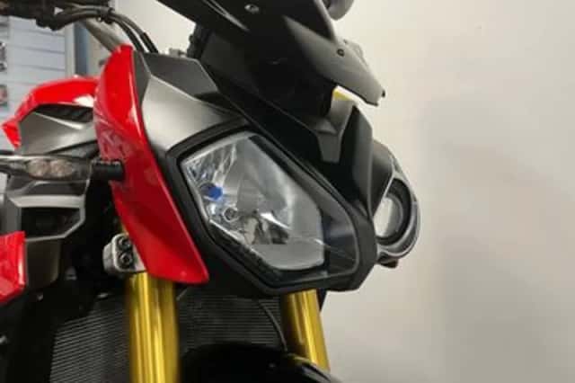 BMW S 1000 R (2016) thumbnail 3