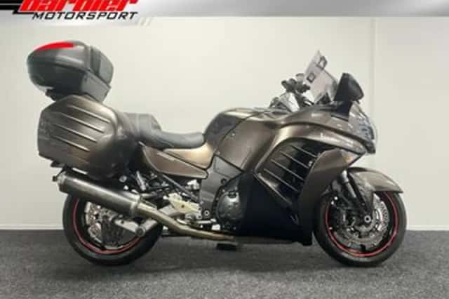 Kawasaki GTR 1400 (2009) thumbnail 1