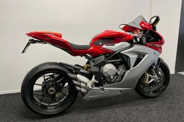 MV Agusta F3 800 (2013) thumbnail 5