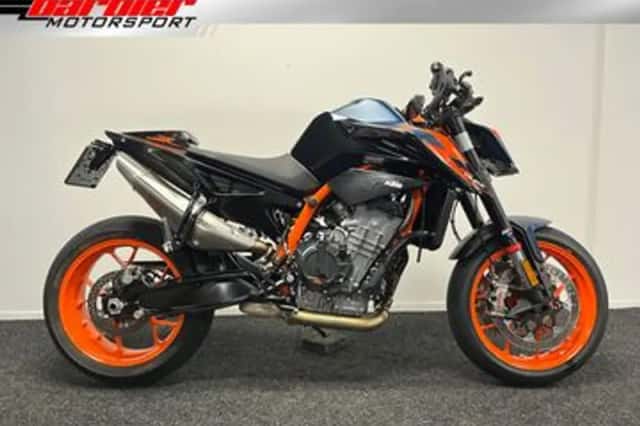 KTM 890 Duke (2023) thumbnail 1