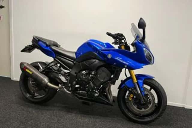 Yamaha FZ8 Fazer (2010) thumbnail 3