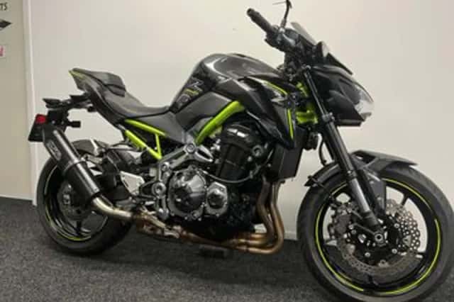 Kawasaki Z900 (2017) thumbnail 3