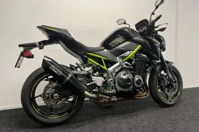 Kawasaki Z900 (2017) thumbnail 4