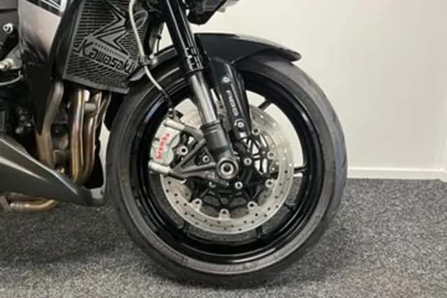 Kawasaki Z 1000 R (2017) thumbnail 6