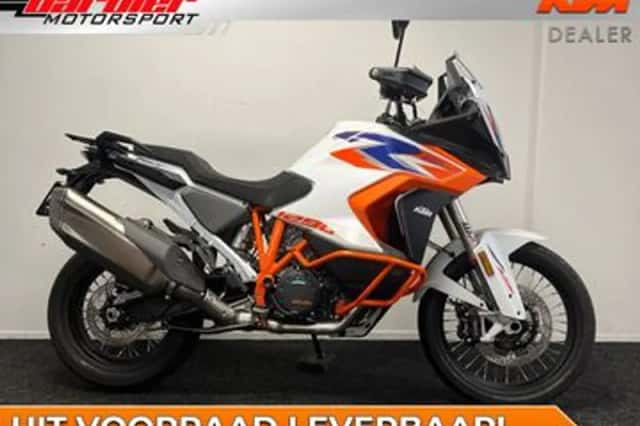 KTM 1290 Super Adventure (2026) thumbnail 1