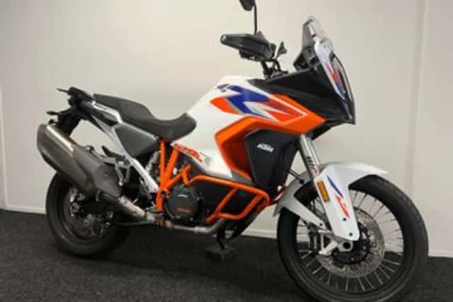 KTM 1290 Super Adventure (2026) thumbnail 3