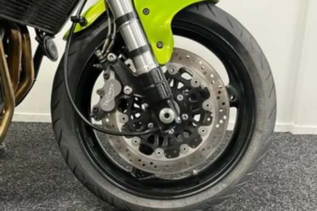 Triumph T509 Speed Triple (1998) thumbnail 6