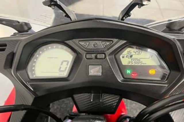 Honda CBR650F (2016) thumbnail 2