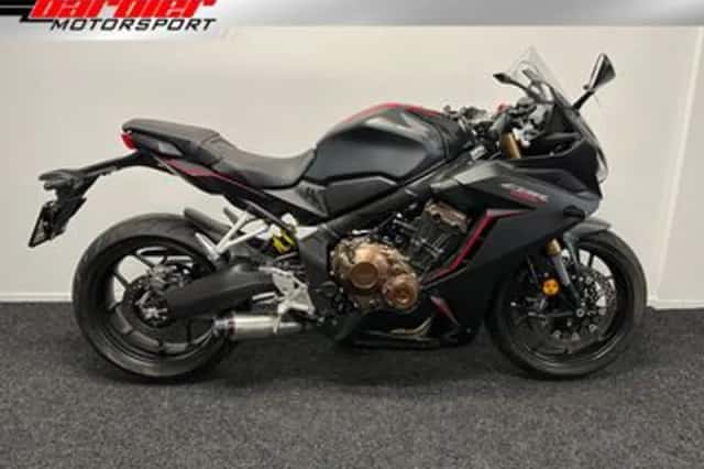 Honda CBR650R (2019) thumbnail 1