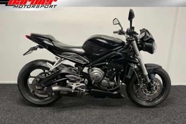 Triumph Street Triple S (2017) thumbnail 1