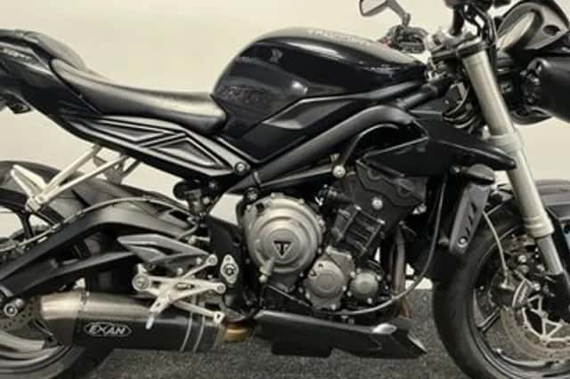 Triumph Street Triple S (2017) thumbnail 6