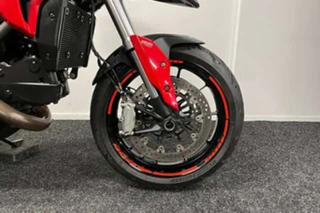 Ducati Hyperstrada (2013) thumbnail 4