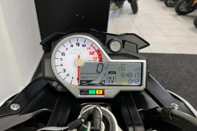 BMW S 1000 R (2015) thumbnail 2