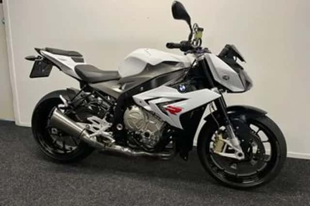 BMW S 1000 R (2015) thumbnail 3