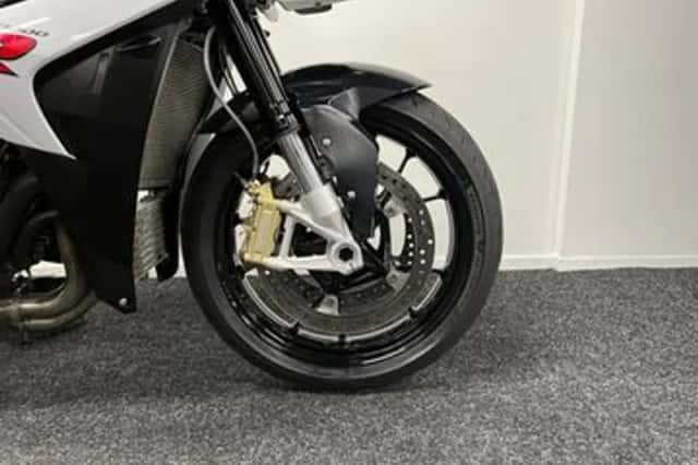 BMW S 1000 R (2015) thumbnail 5
