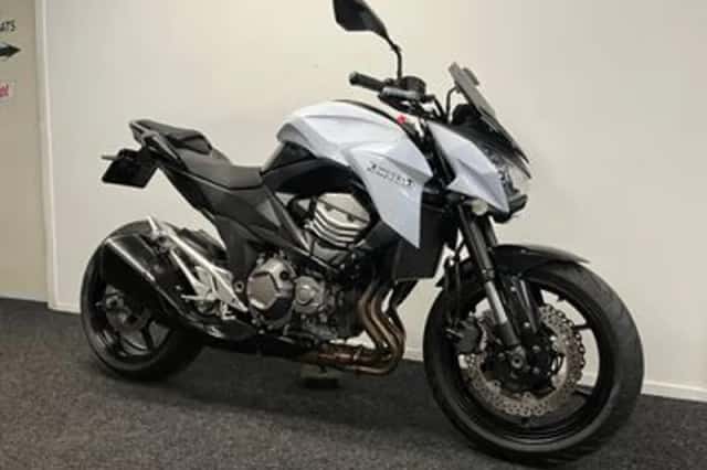 Kawasaki Z800 (2013) thumbnail 4