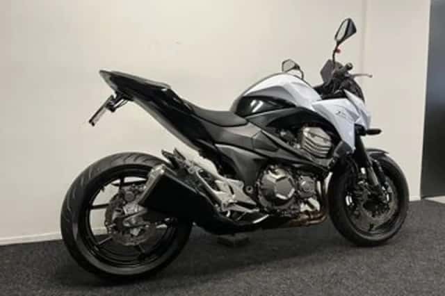 Kawasaki Z800 (2013) thumbnail 5