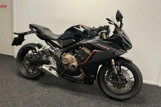 Honda CBR650R (2022) thumbnail 6