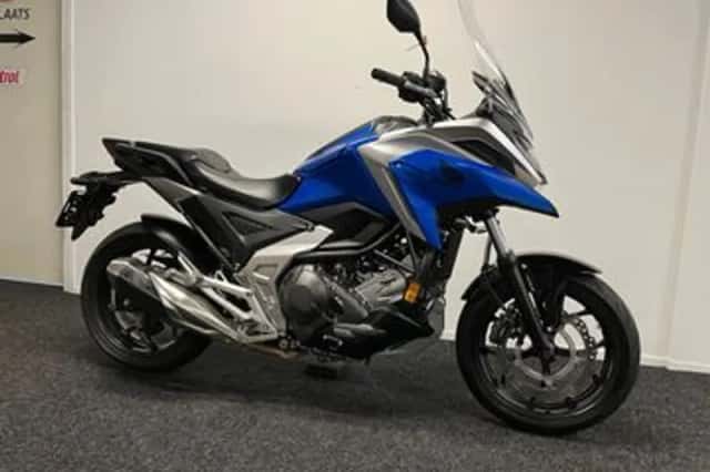 Honda NC750X (2021) thumbnail 3