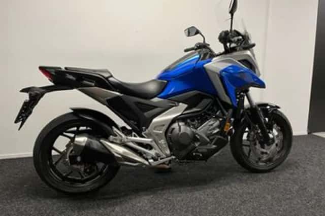 Honda NC750X (2021) thumbnail 4