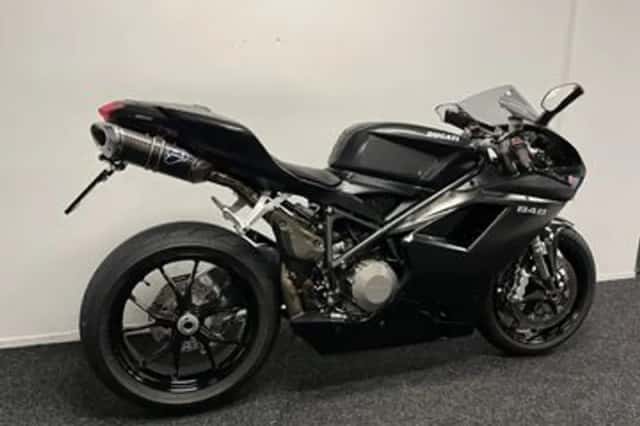Ducati 848 (2010) thumbnail 4