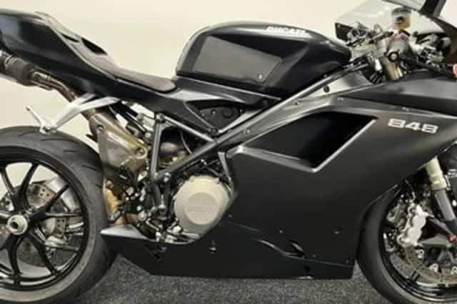 Ducati 848 (2010) thumbnail 6