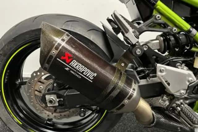 Kawasaki Z900 (2018) thumbnail 3