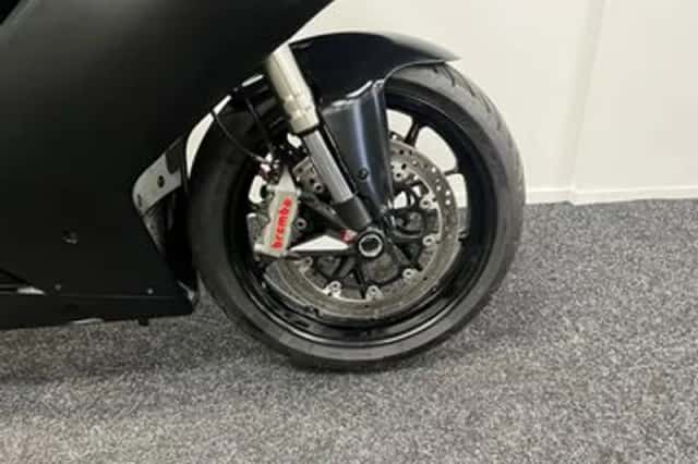 Ducati 848 EVO (2010) thumbnail 6