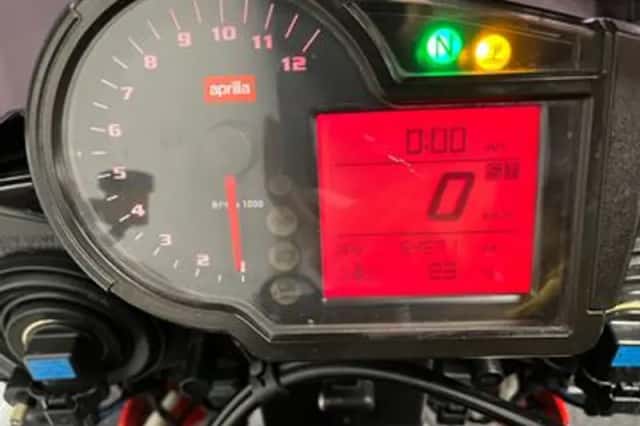 Aprilia Tuono 1000 R (2007) thumbnail 2