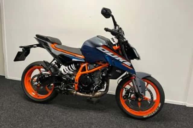 KTM 390 Duke (2025) thumbnail 5