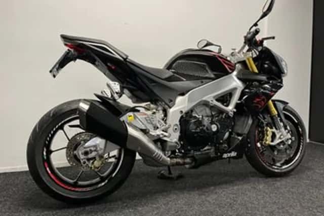 Aprilia Tuono V4 R Aprc (2012) thumbnail 5