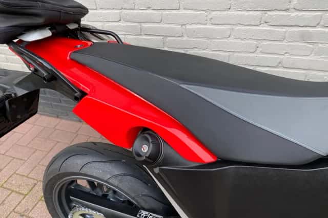 BMW G 650 Xmoto (2007) thumbnail 4