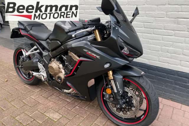 Honda CBR650R (2020) thumbnail 2
